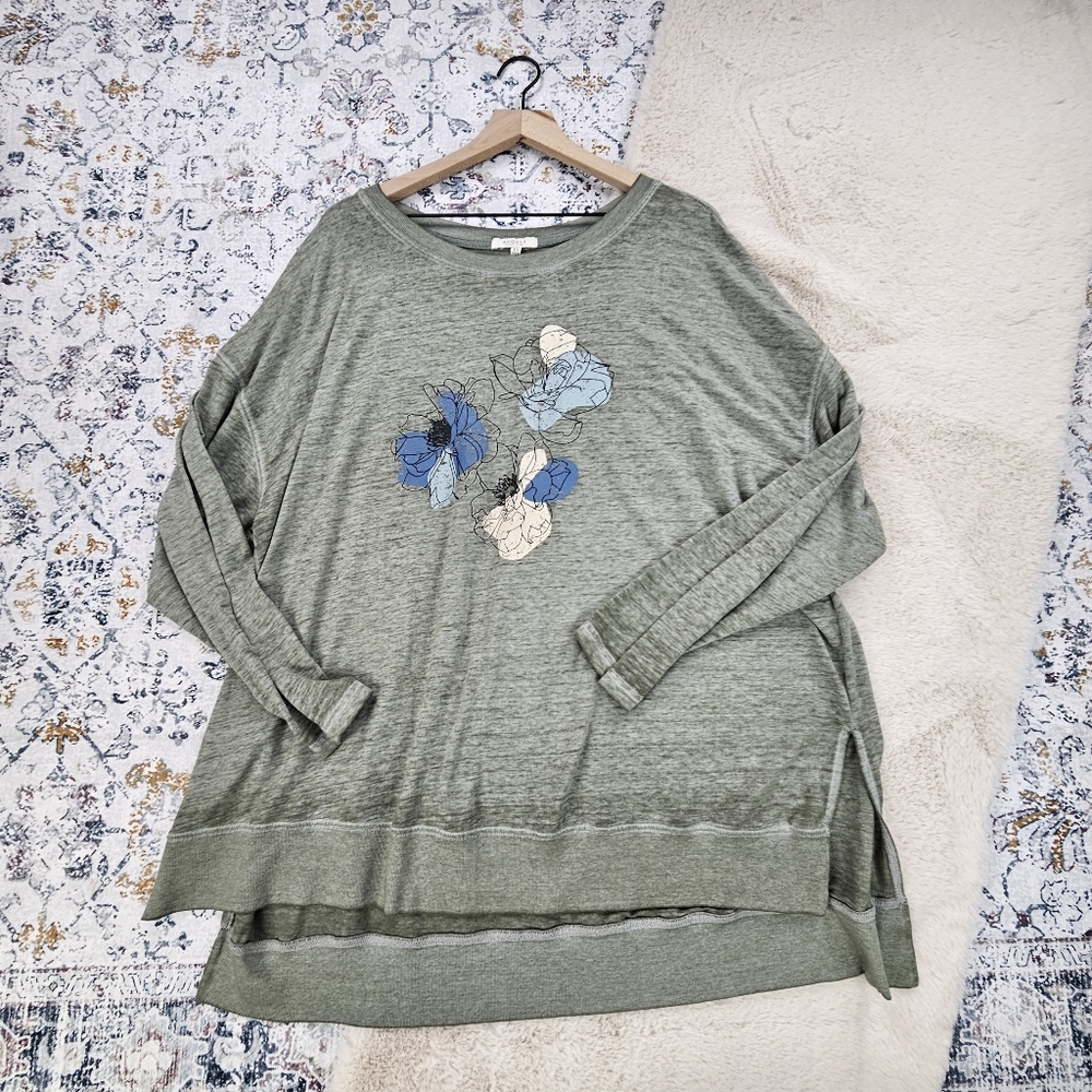 Angels Green Floral Graphic Sweater Long Sleeve Women Plus Size 3X